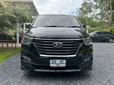 HYUNDAI H1